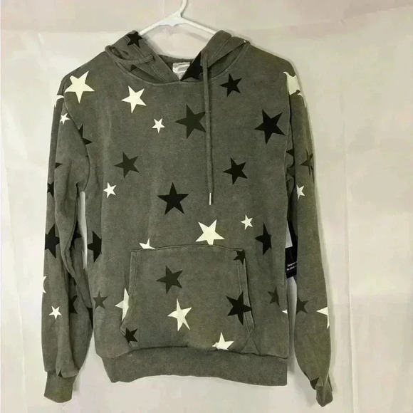 New with tags, womens size XS hoody/sweatshirt, #H305 - Picture 1 of 6